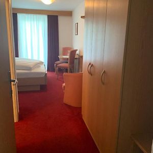 Camera standard con letto king size
